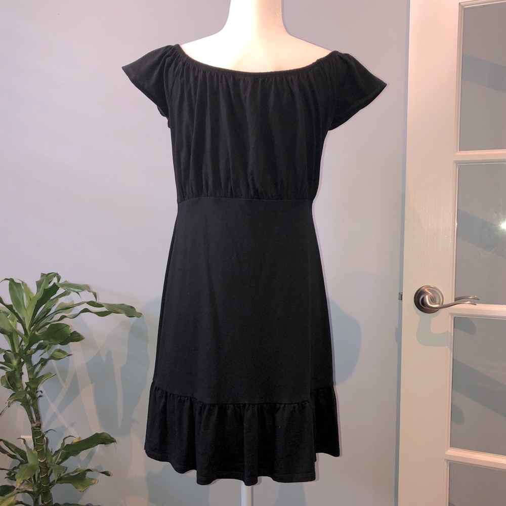 Cute ASOS Dress 🤩 - Picture 2 of 4